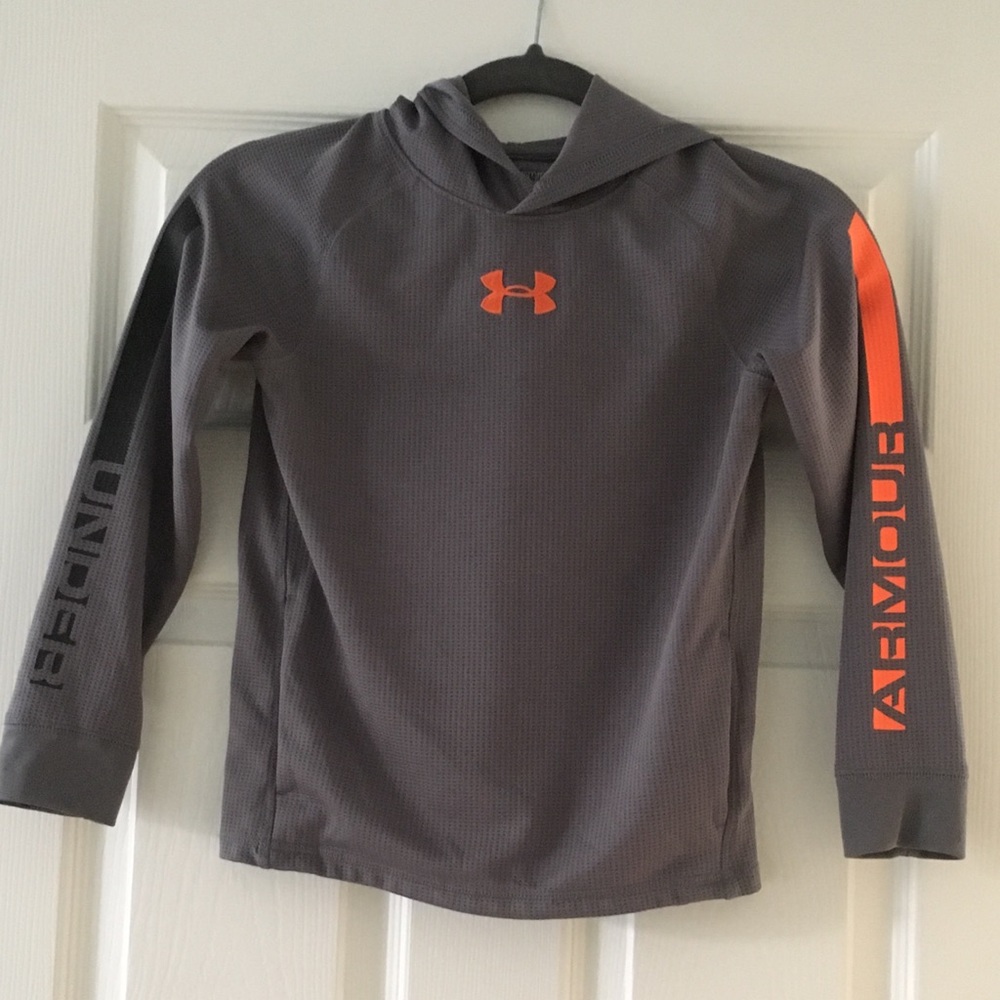 Underarmour hooded long sleeve Dri fit T